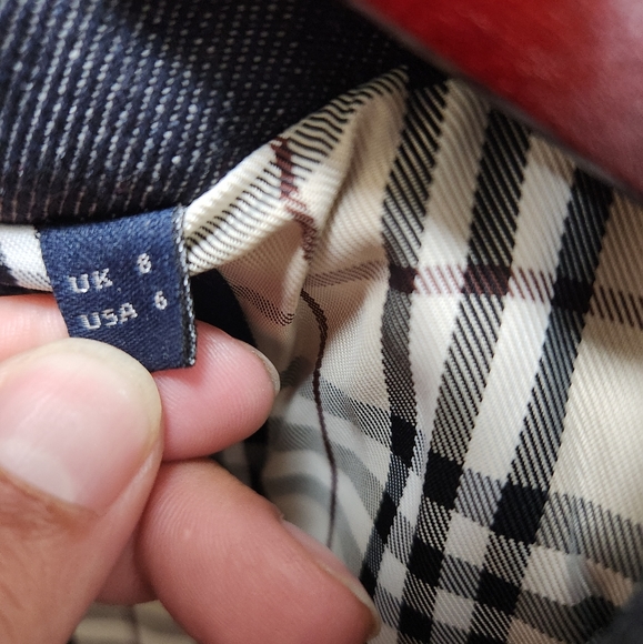 Authentic Burberry Denim Jacket - Picture 14 of 15